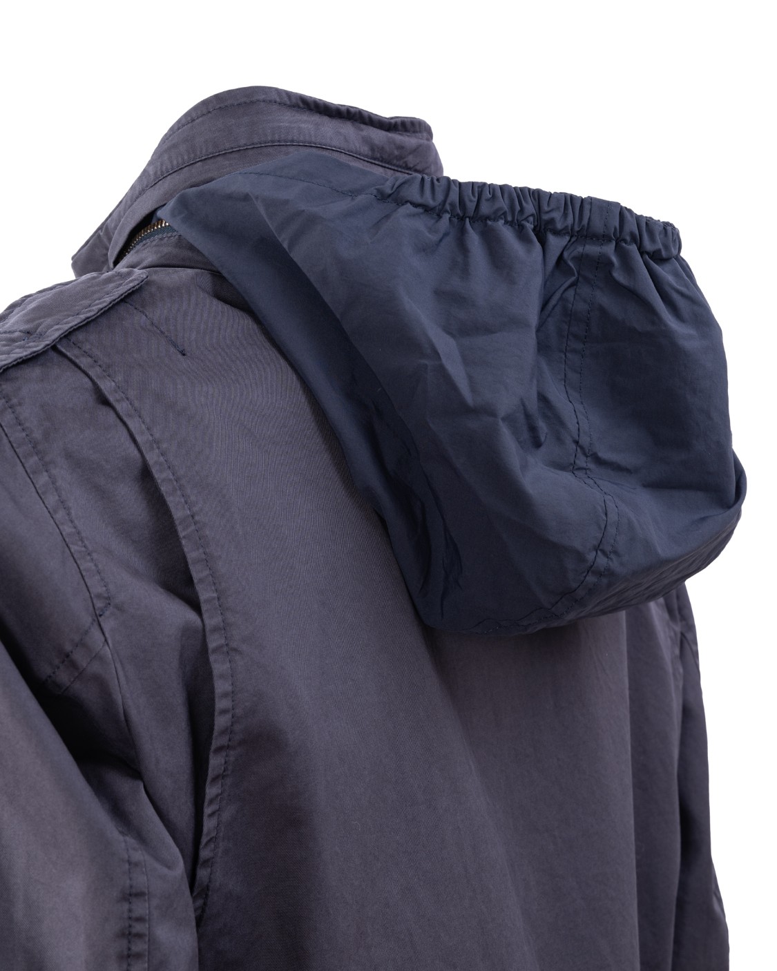 shop HERNO Saldi Giacchetto: Herno Field jacket in cotone lavato.
Vestibilità regolare.
Chiusura con zip con doppio cursore e antivento con automatici nascosti.
Cappuccio ripiegabile nel collo.
Coulisse regolabili in vita e sul fondo.
Multitasche.
Maniche lunghe.
Composizione: 100% cotone.
Made in Italy.. FI0064U 13211-9200 number 8263707